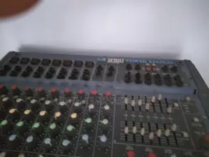 Soundcraft Mixer