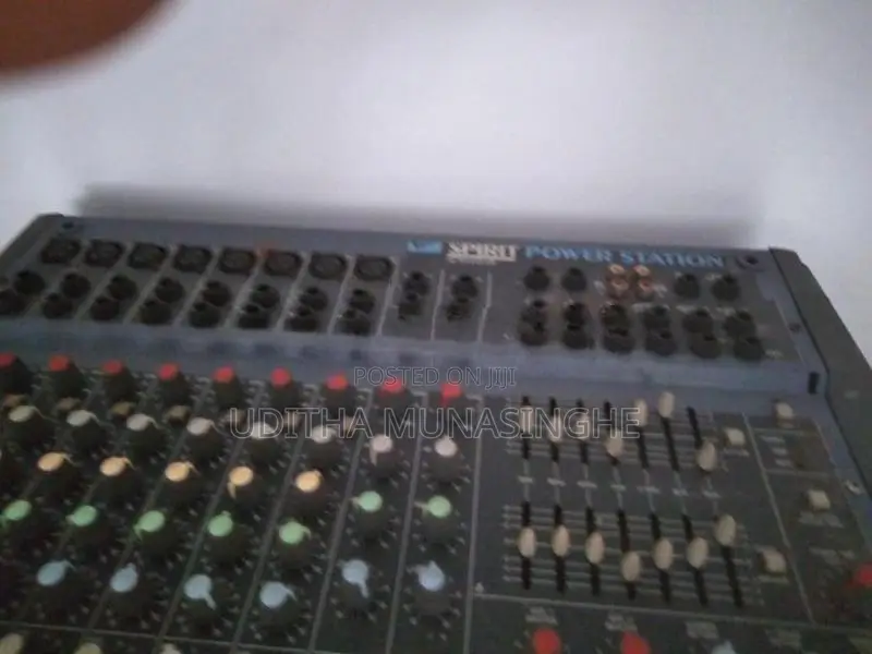 Soundcraft Mixer