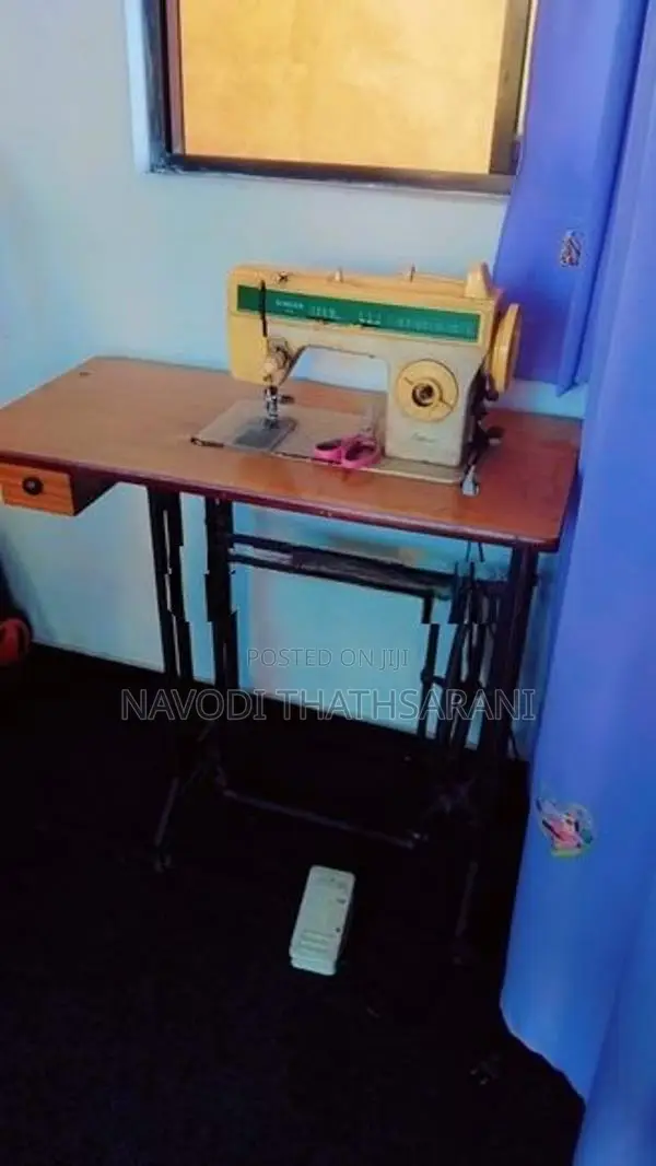 Singer Sewing Machine