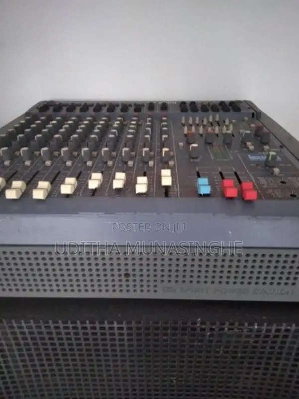 Soundcraft Mixer