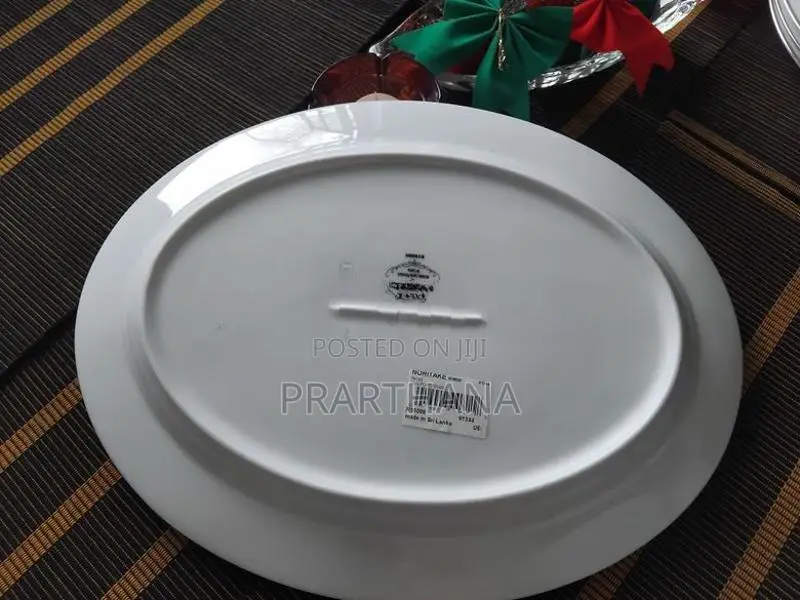 Noritake Ceramic Dinner Set
