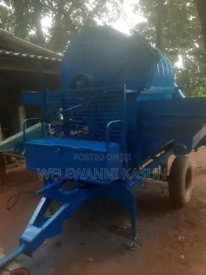ඇග්‍රෝටෙක් කොලමඩින යන්ත්‍රය