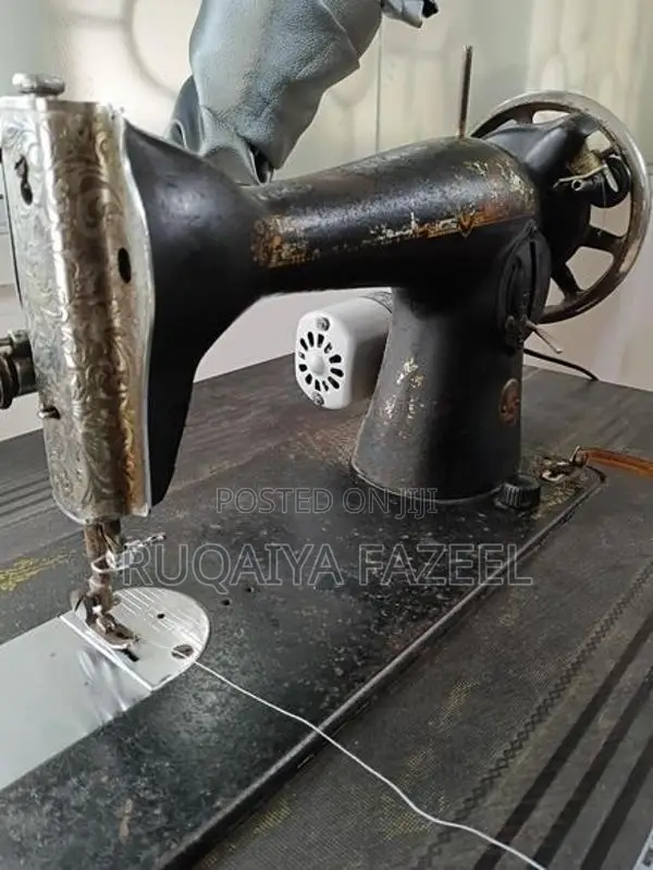 Singer Sewing Machine