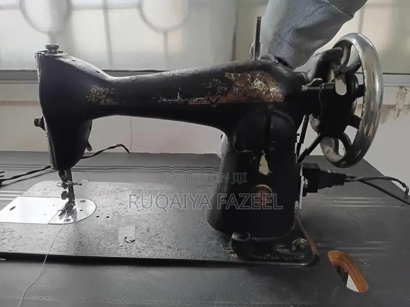 Singer Sewing Machine