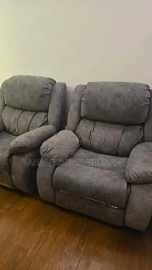 Damro Single Recliner Sofa Set