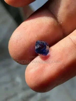 NATURAL BLUE SAPPHIRE