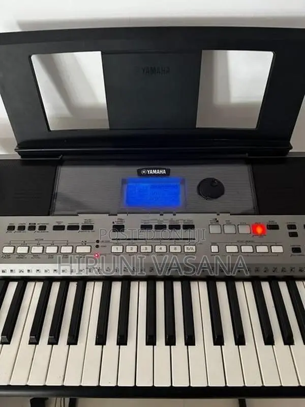 Yamaha PSR-E443 Keyboard with Stand