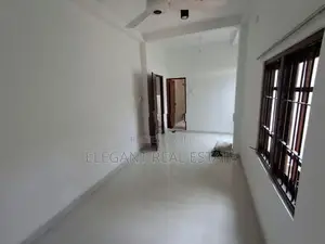 05 Bedroom Unfurnished 03 Storied House for Sale in Colombo 5 (A1780)