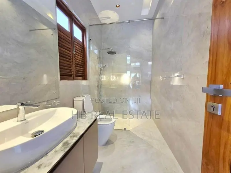 Fully Furnished Luxury Three Story House for Sale Battaramulla
