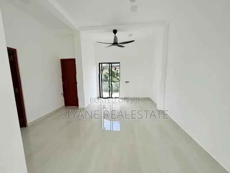 Modern Designed Luxury House for Sale Athurugiriya