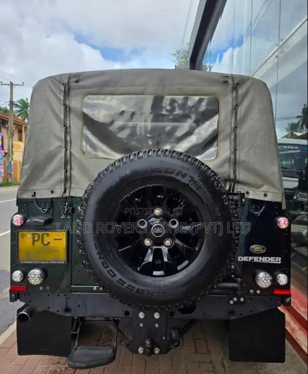 Land Rover Defender 110 Double Cab 2002