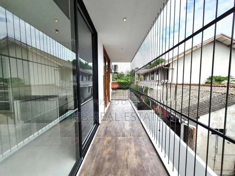 Fully Furnished Luxury Three Story House for Sale Battaramulla