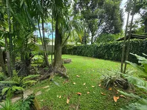 03 Bedroom Furnished 02 Storied House for Rent in Colombo 07 (A6126)