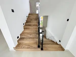 Modern Designed Luxury House for Sale Athurugiriya