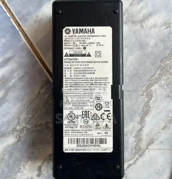 Yamaha PSR S900