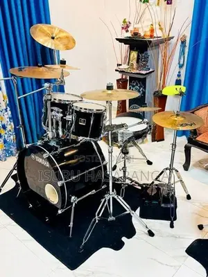 Drum set YAMAHA Stage Custom