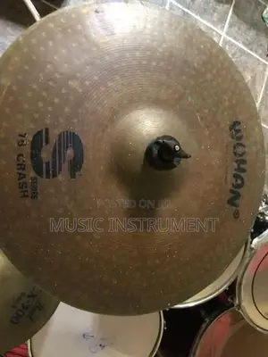 Acoustic Drum Set