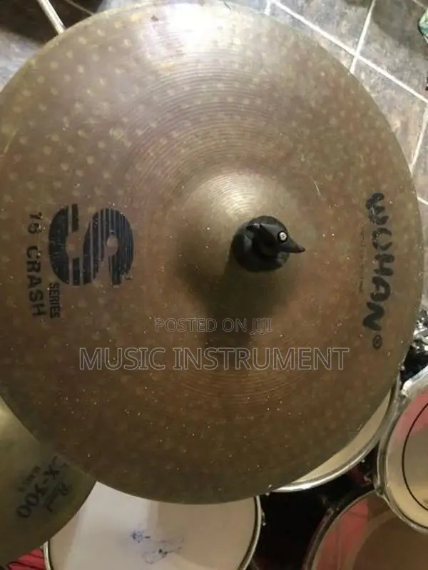 Acoustic Drum Set