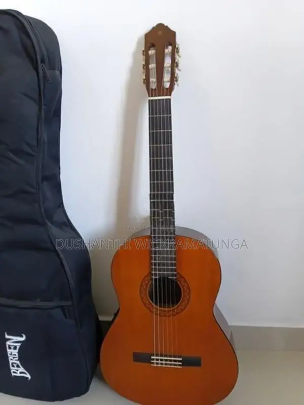 Yamaha Cx40 Classical Guitar