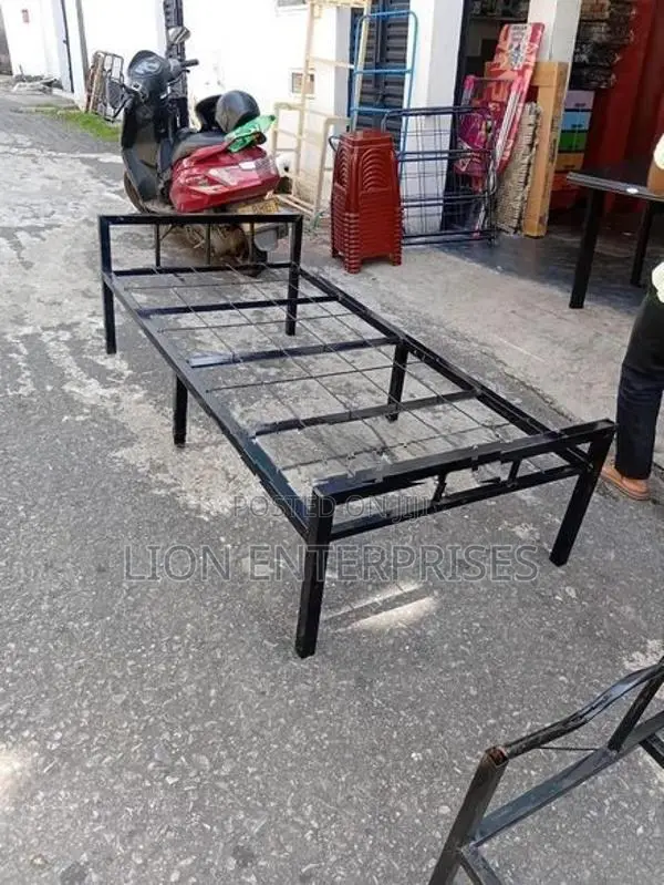 Steel single beds 6×3