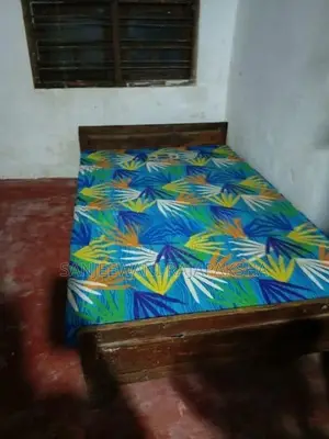 6*4 bed with mettress