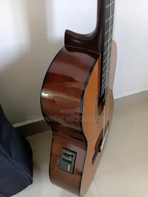 Yamaha Cx40 Classical Guitar