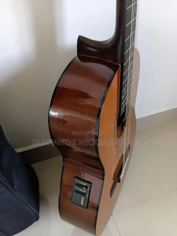 Yamaha Cx40 Classical Guitar