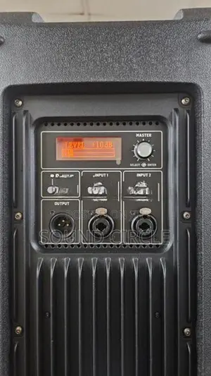 Behringer 1500w Powered Speaker