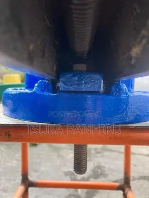 Bench Vise (දඩු අඩුව) 6"