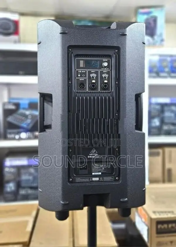 Behringer 1500w Powered Speaker