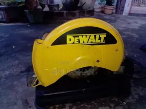 DeWalt Cut Off Machine