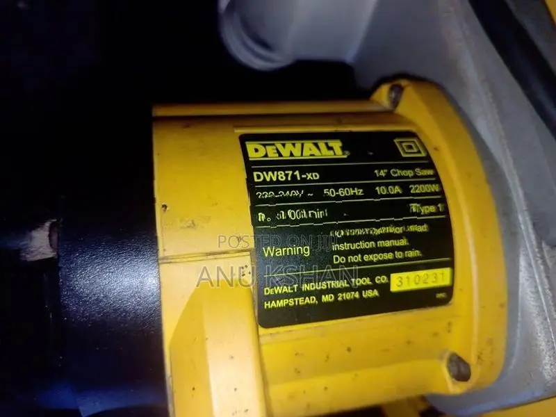 DeWalt Cut Off Machine