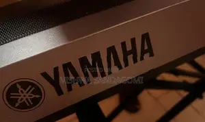 Yamaha PSR E443 Digital Keyboard
