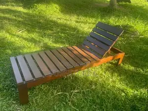 සන් බෙඩ්ස් / Sun Beds