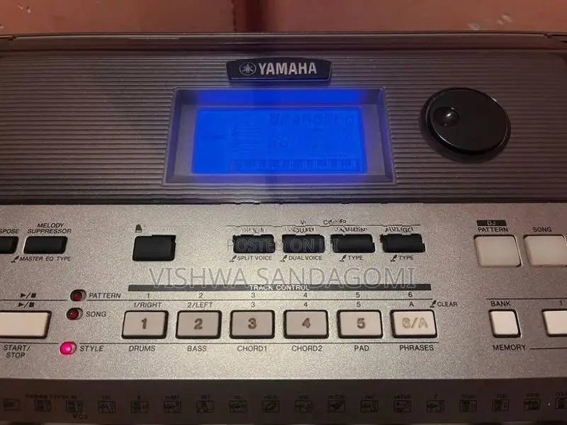 Yamaha PSR E443 Digital Keyboard