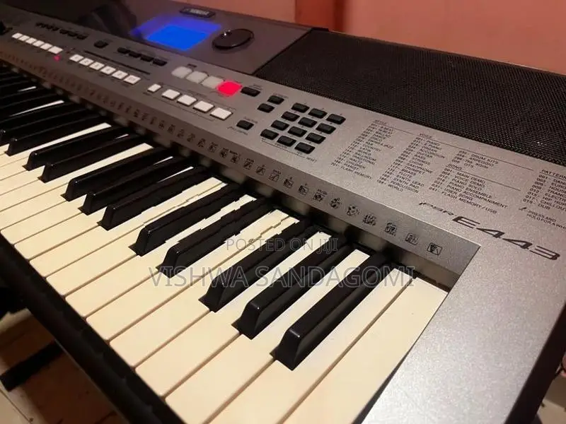 Yamaha PSR E443 Digital Keyboard
