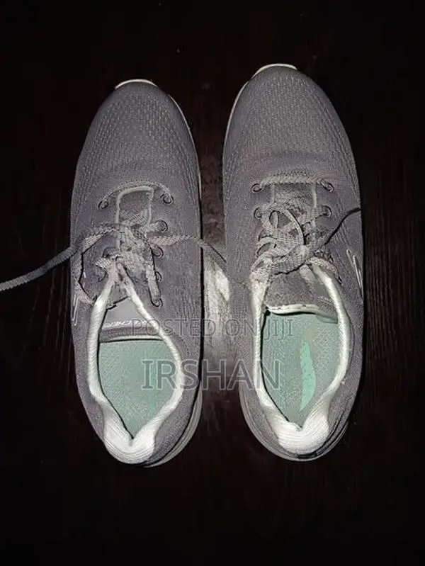 Skechers