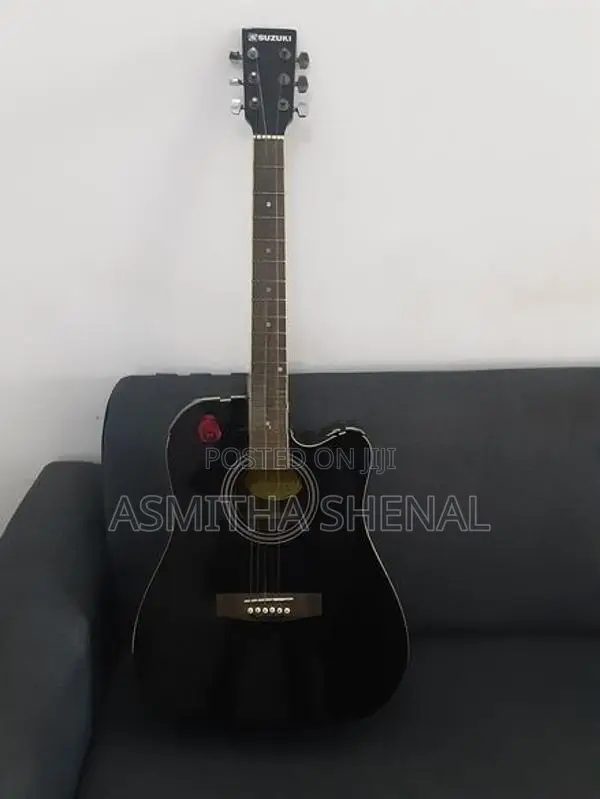 Suzuki Guitar