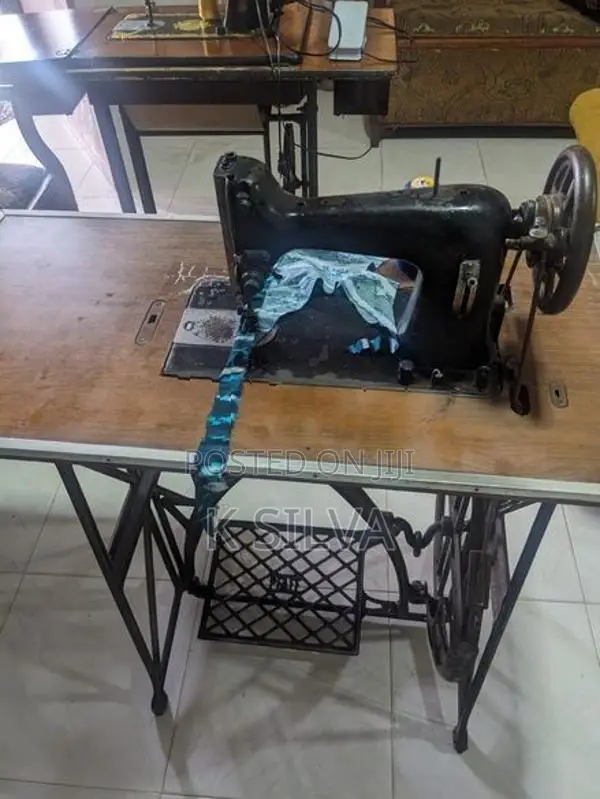 Singer Sewing Machine