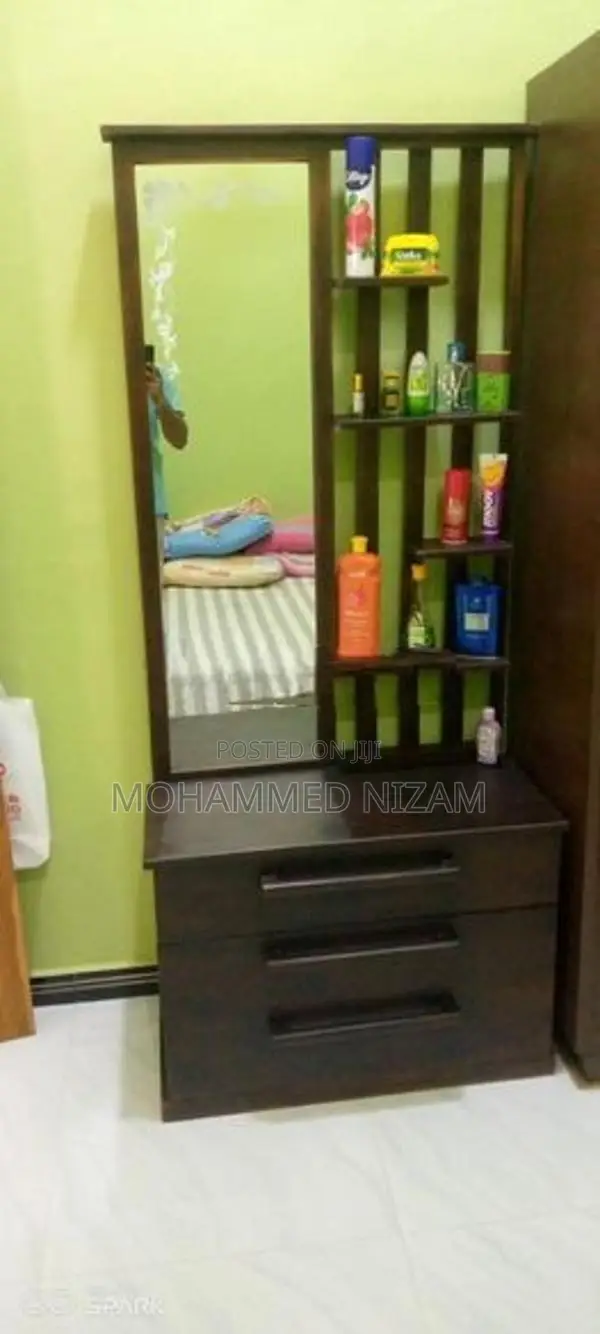 Wood Dressing Table
