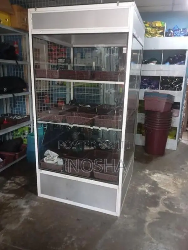 Galss show case