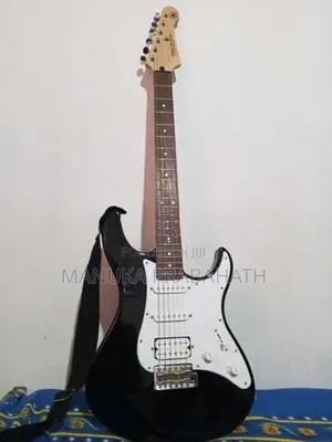 - *Title:* විකිණීමට ඇත Yamaha Pacifica Electric Guitar බණ්ඩාරවෙල