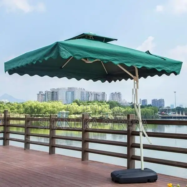 7x7 Feet Side Arm Garden Umbrella