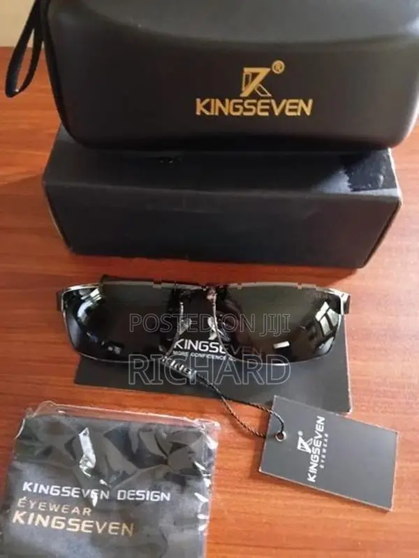 Sunglass