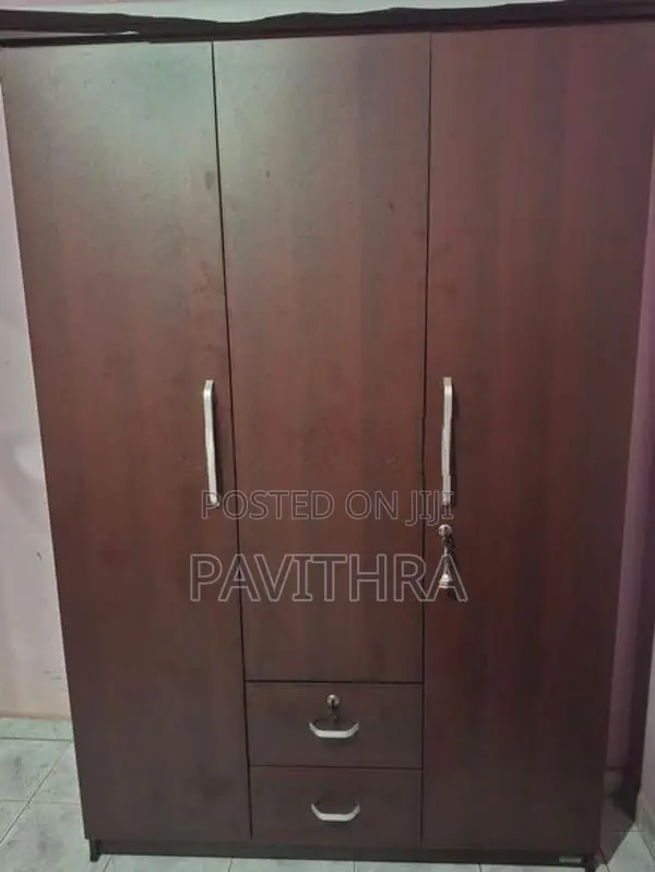 3-Door Wardrobe with 2 Drawers