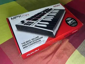 Akai MPK Mini MK3 MIDI controller / keyboard