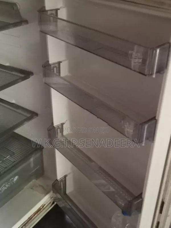 GoldStar Refrigerator