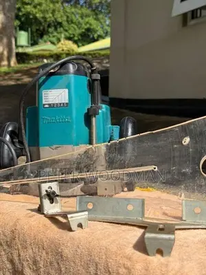 Makita Router 3612C (makita)