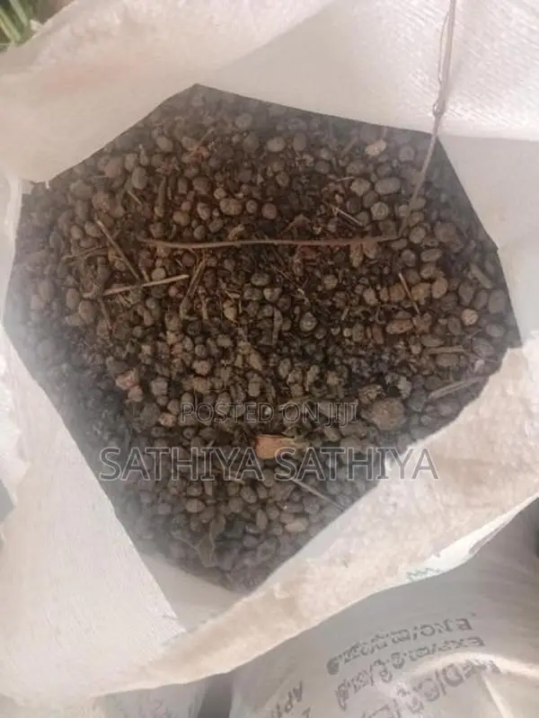Goat manure/ fertilizer