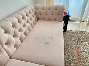 4 seater chesterfield sofa